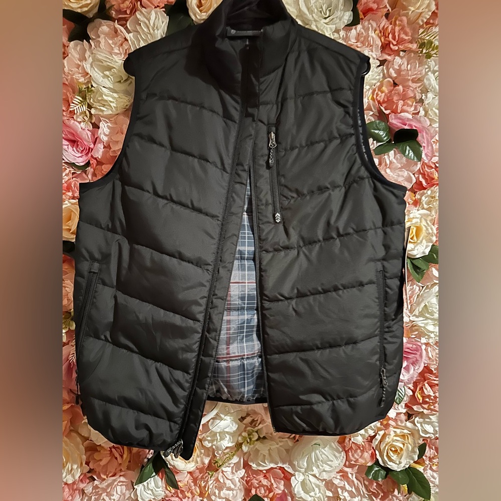 Men’s vest NWT